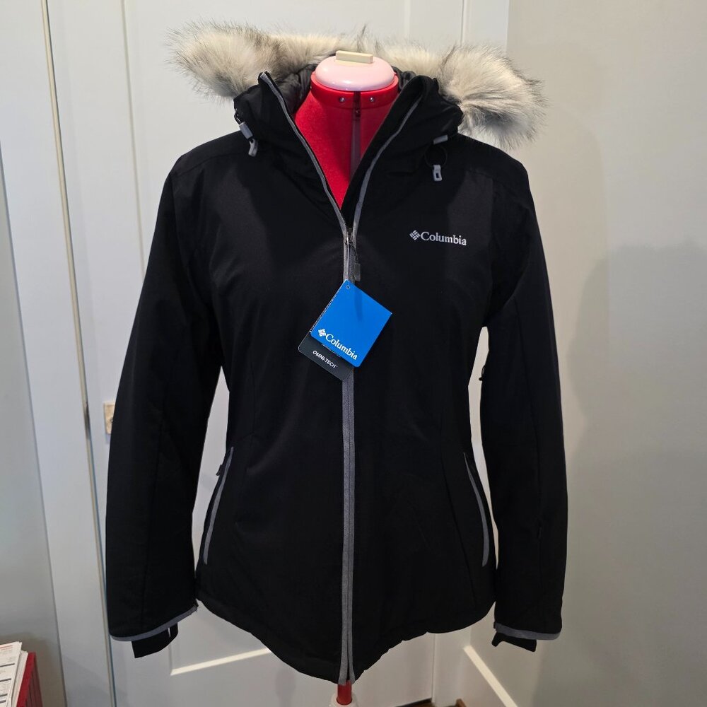 Brand new, never worn womens Columbia ski jacket